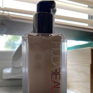 Huda Beauty Foundation